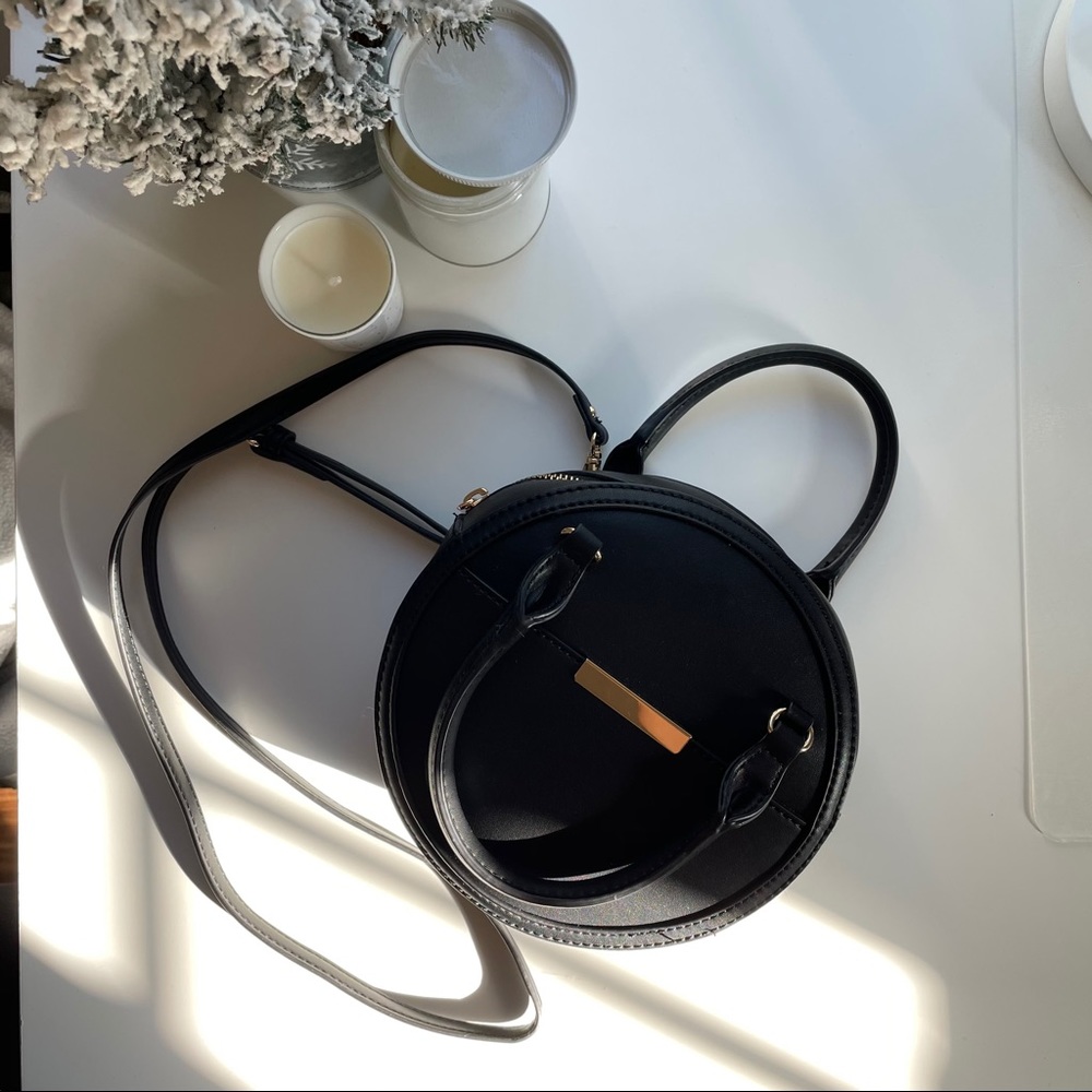 Circle bag